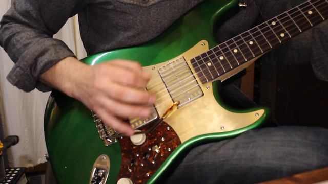 Waterslide Guitars S-Style, Sherwood Green w/Mojo Dual Foil Pickups & Coil Split Switches смотреть онлайн