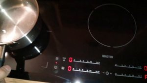 Индукционная варочная панель Electrolux Infinite. Видео отчет эксперта Izoniz.