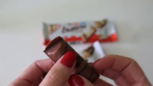 Kinder Bueno Classic and White