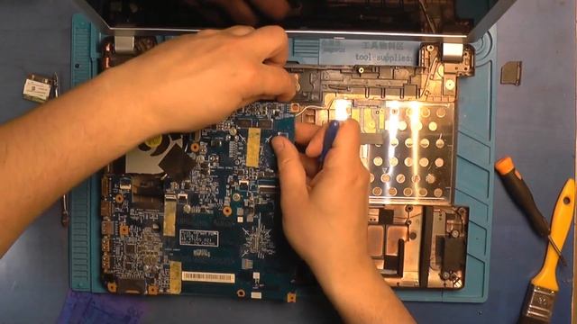 Обслуживание ноутбука ACER Aspire v5-571g смотреть онлайн