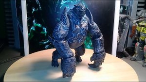 Neca Leatherback Series 2 Kaiju from Pacific Rim / Кайдзю Громила из фильма "Тихоокеанский рубеж".