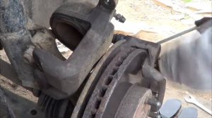 Замена передних колодок Toyota RAV4
