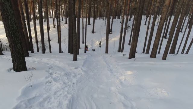 AUSSIE FAMILY LIVING THE DREAM IN SIBERIA! | The ultimate Russain winter wonderland family day out. смотреть онлайн