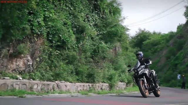 2023 New Benelli TRK 702 & TRK 702X смотреть онлайн