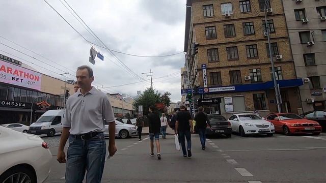 VLOG Новая стрижка Станислава и прогулка по Киеву