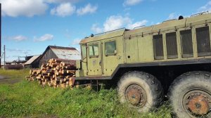 Заглядываю в заброшенный ракетный тягач, перевозивший стратегические ракеты СССР Rocket truck USSR