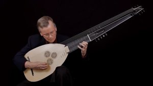 J.S. Bach - Prelude in C Minor (pour le luth) BWV 999 - David Tayler Voices of Music (HD)