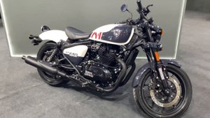 ShotGun 650 Vs Super Meteor 650 #royalenfield #shotgun #supermeteor650 #650ccbike #motorcycle