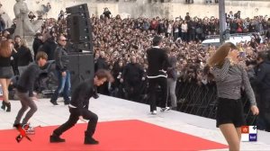 PSY GANGNAM STYLE Paris live flashmob at Trocadero with Cauet (NRJ) 파리 강남스타일 5.11.2012