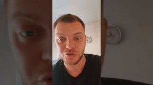 Юра Волков бомбит?