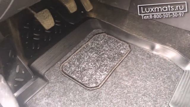 Всесезонные автомобильные коврики в салон Hyundai i30 (Хендай i30) 2007-2012 Luxmats.ru смотреть онлайн