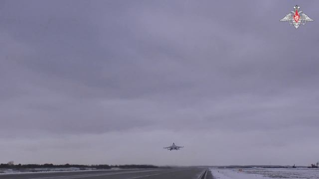 Боевая работа экипажей истребителей Су-35 ВКС России в зоне СВО.