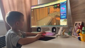 Играю в хоррор Кот Фредди. Часть 4.