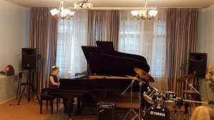 Алена Смирнова /  Уоллер "Я хорошо себя веду"