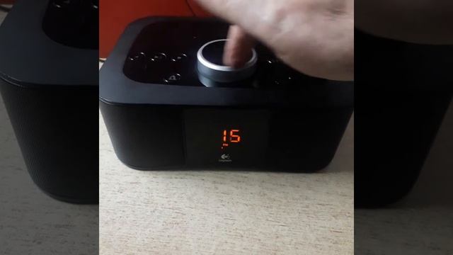 Радио-часы Logitech. смотреть онлайн