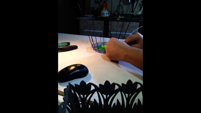 ПЛЕТЕНИЕ ДВУХЦВЕТНОЙ КОРЗИНКИ ИЗ ПЭТ БУТЫЛОК ВЕРЕВОЧКОЙ В 2 ПРУТИКА смотреть онлайн