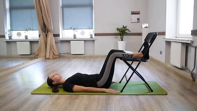 Расслабление спины и ног после тяжелого рабочего дня смотреть онлайн