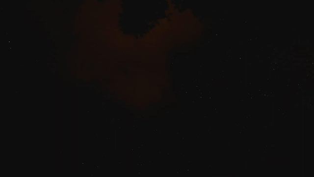Ночной таймлапс звездного неба