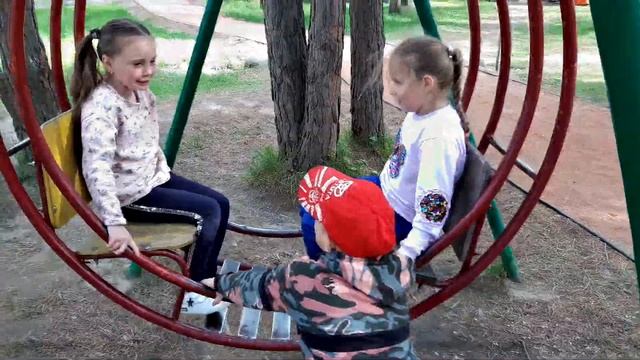 Вещий сон Альбины или как мы с Ромой сбежали со школы и нашли дневник Диппера из Гравити Фолз смотреть онлайн