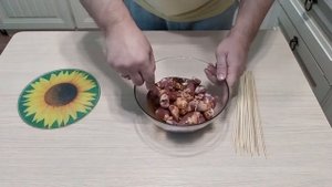 Куриные сердечки в духовке на шпажке