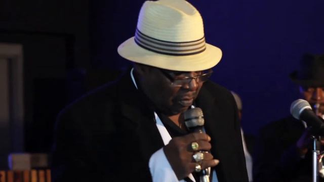 BENNY GIBSON [OFFICIAL VIDEO] NO1 LOVER смотреть онлайн