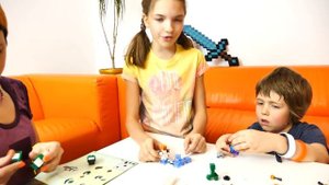 Секреты игры Майнкрафт - Собираем Стива Майнкрафт Лего.