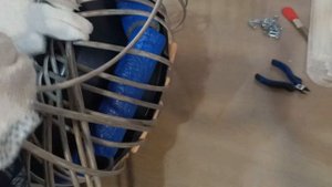 подвесное кашпо из искусственного ротанга 12 литров с красивым дном