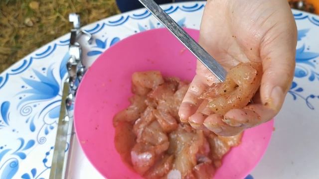 РЕЦЕПТ БОМБА _ ШАШЛЫК ИЗ ЩУКИ НА МАНГАЛЕ _ ПРОСТО ВОЗЬМИТЕ ...... смотреть онлайн