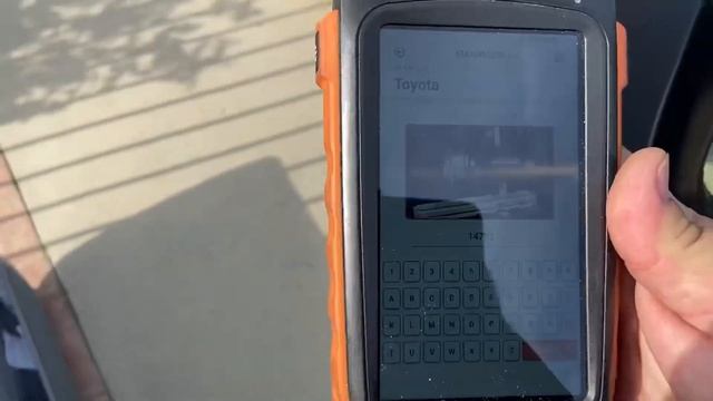 KEY TOOL MAX, DOLPHIN XP005 ALL KEYS LOST TOYOTA SIENNA смотреть онлайн