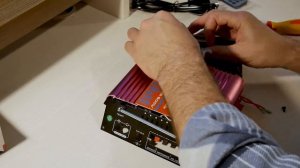 Усилитель Звука UKC AV-206U. Обзор. Вскрытие. Доработка своими руками.