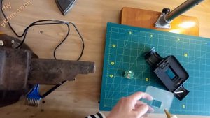 Free DIY Electronic microscope from a webcam | diy generation