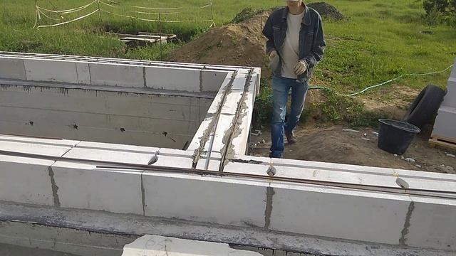 АРМИРОВАНИЕ первого ряда газобетона СВОИМИ РУКАМИ
