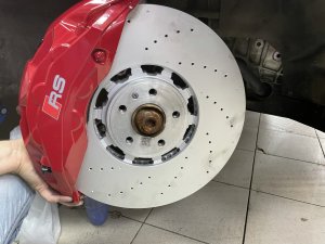 Установка тормозной системы Audi RSQ8 на Q8 4M.audi-upgrade.ru