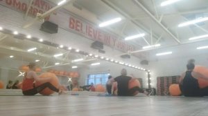 Групповое занятие. Фитбол. Фитнес с мячом