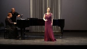 Евгения Красилова исполняет романс Рихарда Штрауса "Серенада".