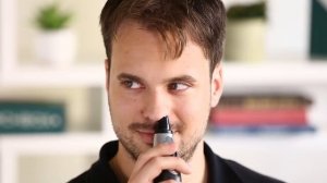 How to Trim Nose Hairs Properly (And How Not To)