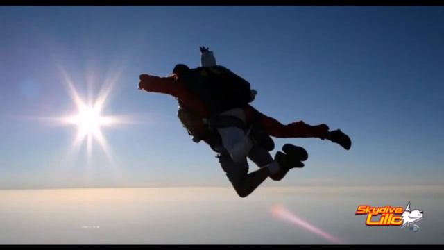 Skydive Lillo presenta: Fotos Musicales in Pummelvision смотреть онлайн