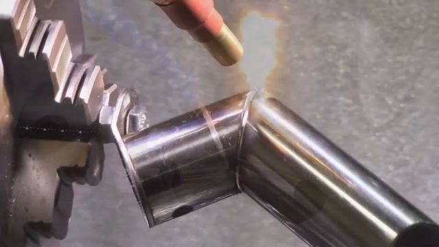 Лазерная сварка труб / Лазерная сварка с управляемой Z-координатой смотреть онлайн