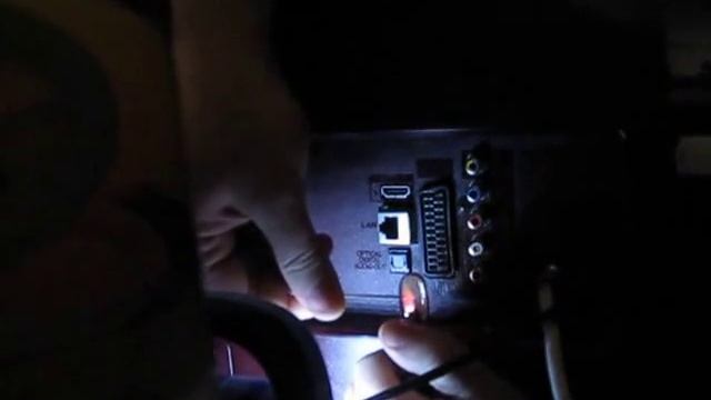 Как вытащить сломанный тюльпан из гнезда. Сломался RCA. смотреть онлайн