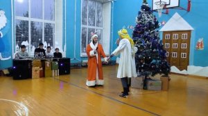 РАССКАЖИ СНЕГУРОЧКА ГДЕ БЫЛА | ВЫСТУПЛЕНИЕ НА НОВЫЙ ГОД ОТ 11 КЛАССА