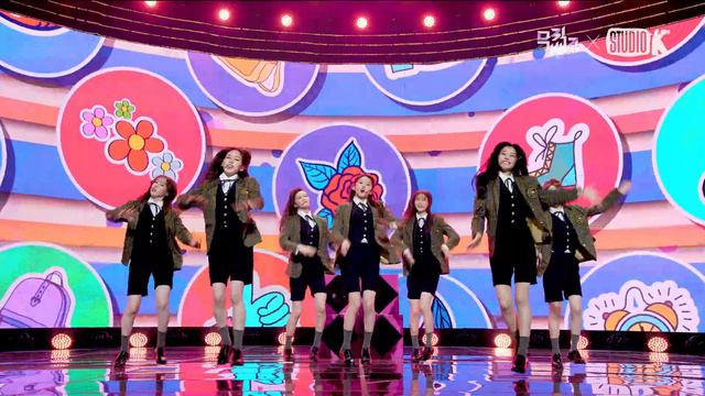 [K-Choreo 6K] 위클리 직캠 'Zig Zag' (Weeekly Choreography) l @MusicBank 201016 смотреть онлайн