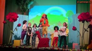 Детская театральная постановка Незнайка (момент).