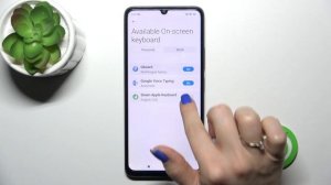 How to Install iPhone Keyboard on XIAOMI Poco C65? - Green Apple Keyboard App