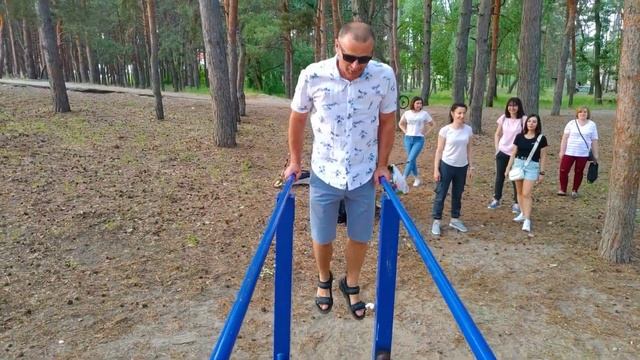 ВЫПУСКНОЙ КЛИП 2021. Родители жгут!!! Нереально классный клип выпускникам от родителей! ЭНЕРГОДАР