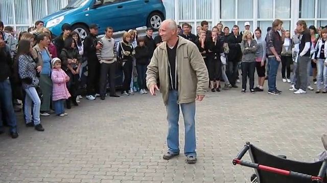 Уличные танцы у Рамуса - брейк от Funny Bboys и алкашей смотреть онлайн
