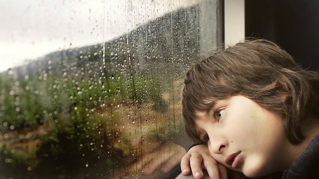 Как выглядит бедность для 8-летнего ребенка. Очень тронуло душу. Реальная история