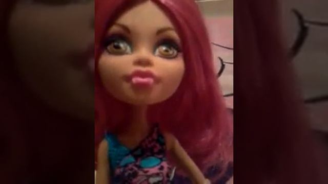 Обзор на Хоулин Вульф смотреть онлайн