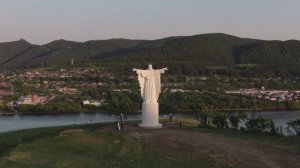 Статуя Христа над Енисеем в Красноярске. Виды с дрона