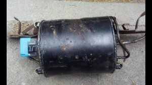 Денег в три раза больше!!! Разбор компрессора от холодильника. Часть первая.