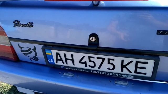 Открытие крышки багажника Славуты с пульта смотреть онлайн